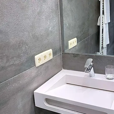 Espejo De Soledades 4*